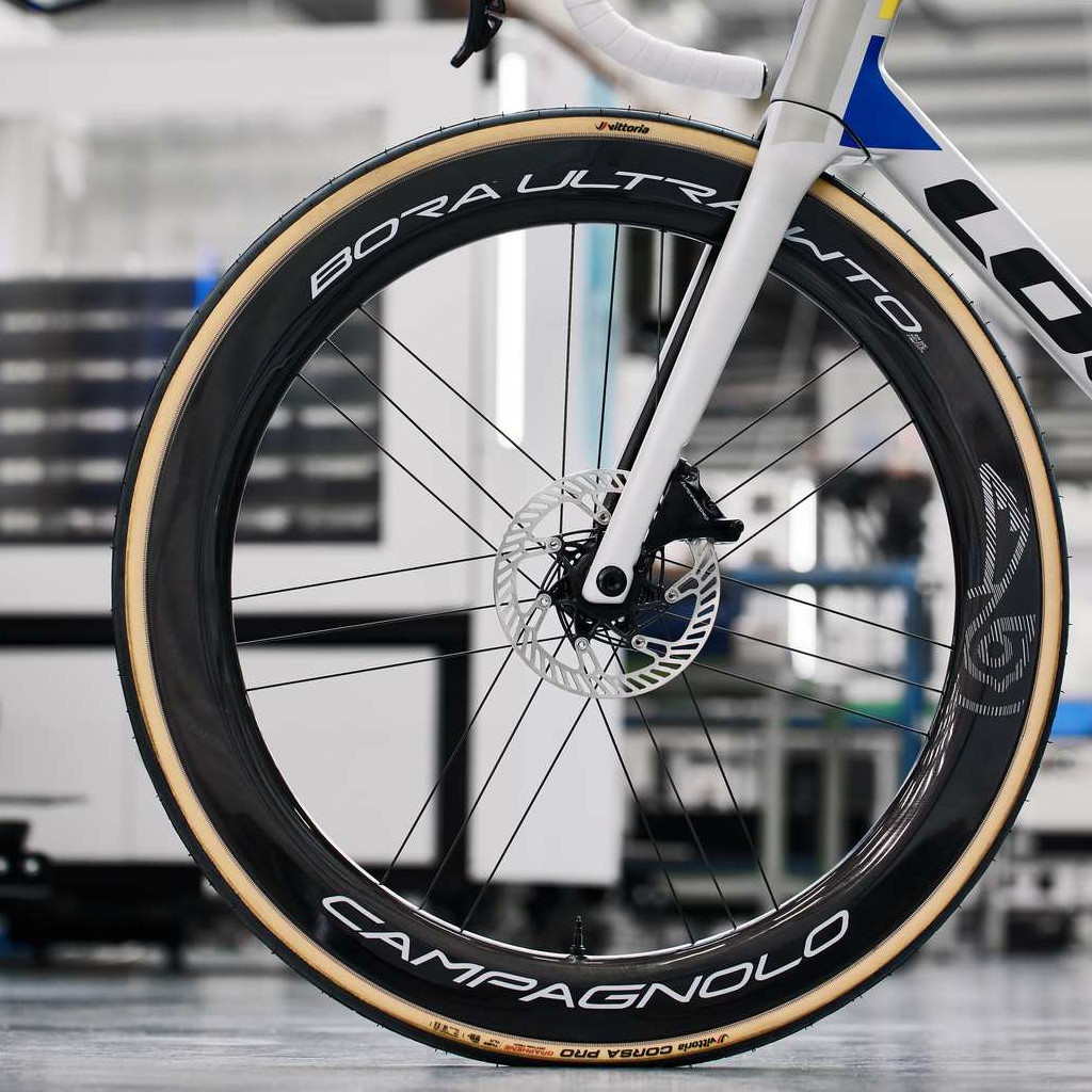 Bici Carretera Llantas Aerodinamicas Bicicleta Campagnolo Bora