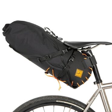 Bolsa de sillín bikepacking Restrap Saddle Bag Orange 18L