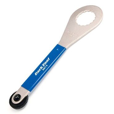 Llave universal pedalier...